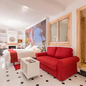 Salamandra Plaza Bed & Breakfast Cómpeta